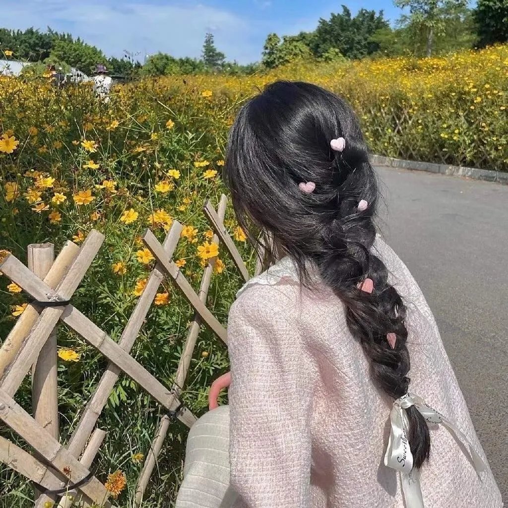 摩纳哥女孩封面