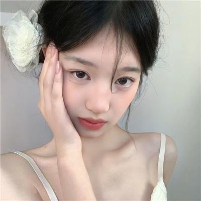 甜蜜的惊喜封面