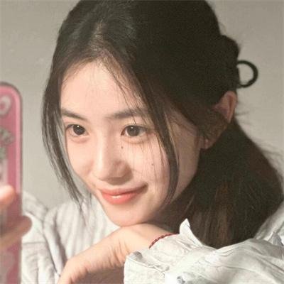 小可爱娜斯佳封面